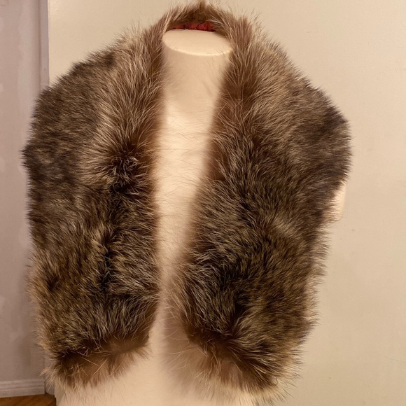 Real fur collar - Picture 3 of 10